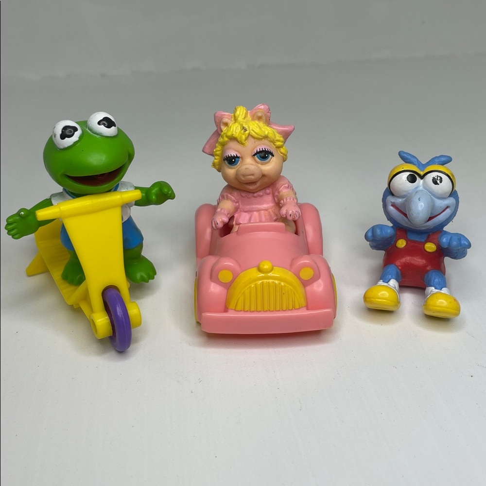 Vintage 1986 Kids Muppet Babies McDonalds Toy Set - Pink, Yellow, Blue